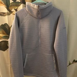 Columbia Women’s Grey 3/4 Zip Top